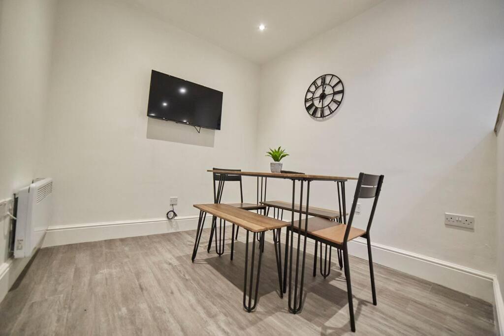 High Spec Spacious 2Bd Apt, Parking, Nr Newcastle Gateshead Exterior photo